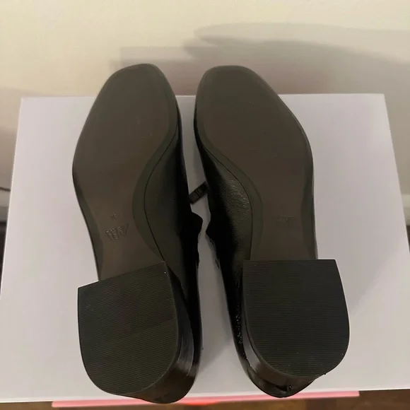 Zara NWT Black Patent Mary Janes size 38/US7.5 - Picture 3 of 3